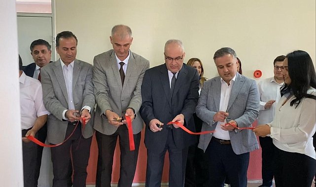 Bozdoğan'da 'Sosyal Market' düzenlenen tören ile açıldı