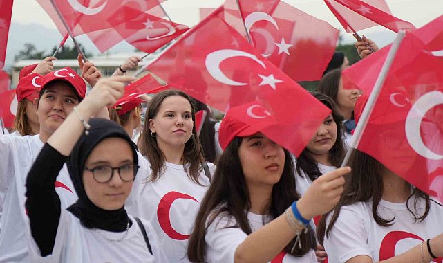 Bursa'da 19 Mayıs coşkusu sürüyor