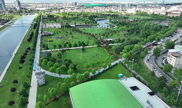 Bursa'da parklar yaza hazır