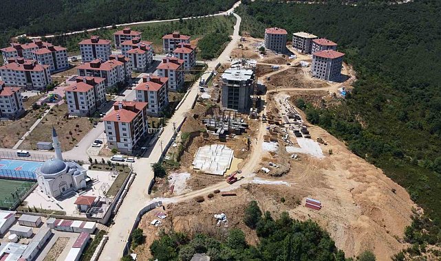 Bursa'da yeni TOKİ projesinde bloklar yükseliyor