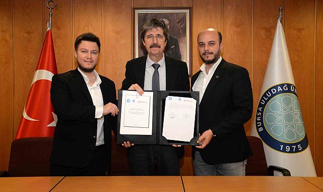 BUÜ'den dijital sektöre nitelikli personel yetiştirecek protokol