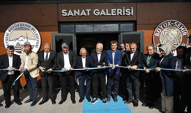 Büyük Sanat Galerisi açıldı
