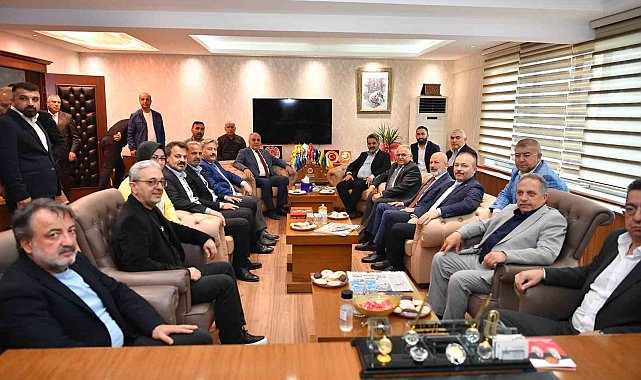 Büyükkılıç'tan MHP'ye iade-i ziyaret