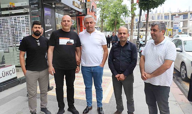 Cadde esnafından Başkan Er'e tepki