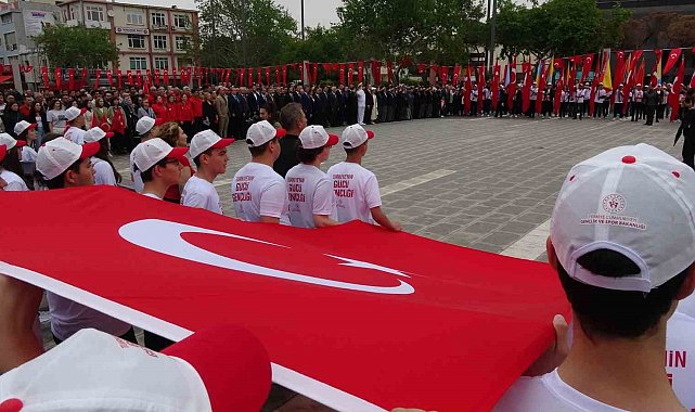Çanakkale'de 19 Mayıs coşkuyla kutlandı