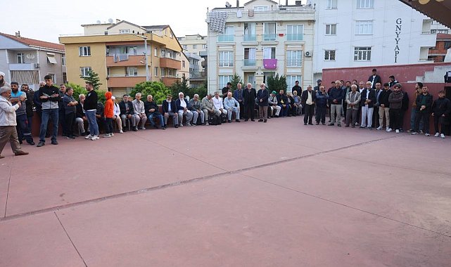 Çayırova'da hacı adayları kutsal topraklara uğurlandı