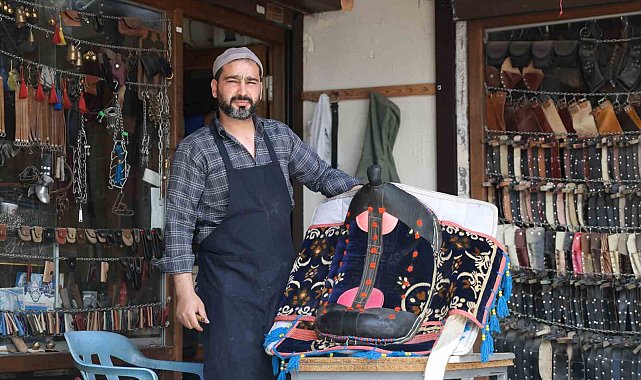 Çeyrek asırdır 'eyer' yapıyor