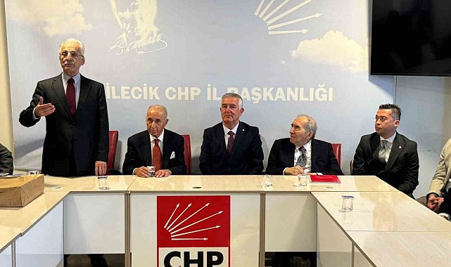 CHP'nin eski Genel Başkanları Altan Öymen ve Hikmet Çetin Bilecik'e geldi