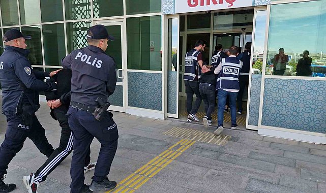 Çocuğun cep telefonunu gasp eden 3 kişi tutuklandı