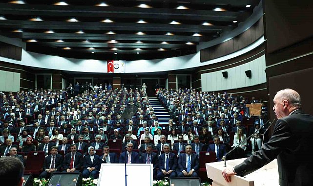 Cumhurbaşkanı Erdoğan: "Halkla araya mesafe koymanın bizim siyaset geleneğimizde yeri yoktur"