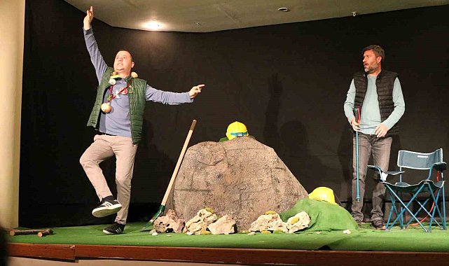 Defineciler izleyicilerden tam not aldı