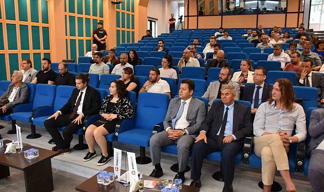 Denizli OSB&#039;de yenilenebilir enerji ve sınırda karbon uygulaması konuşuldu