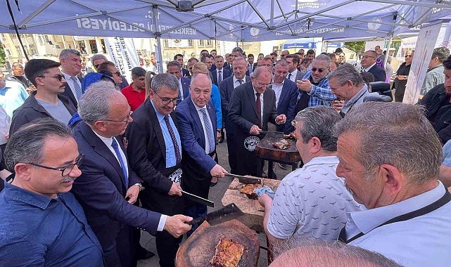 Denizli'ye özgü lezzetler damakları çatlattı