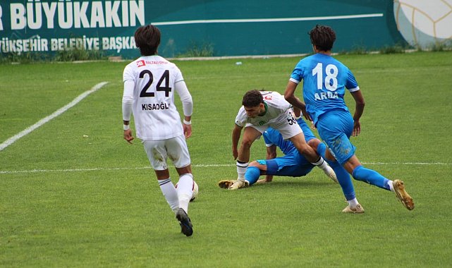 Denizlispor, 2. Lig&#039;e mağlubiyetle veda etti