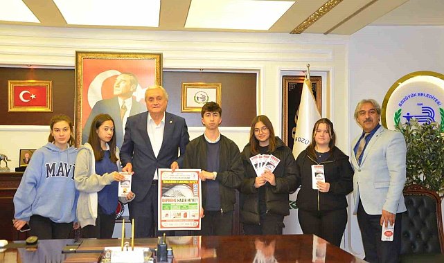 Deprem bilinci oluşturma projelerini Başkan Bakkalcıoğlu ile paylaştılar