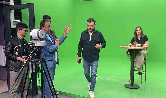 Derslerini SUBÜ Stüdyoları&#039;nda işlediler