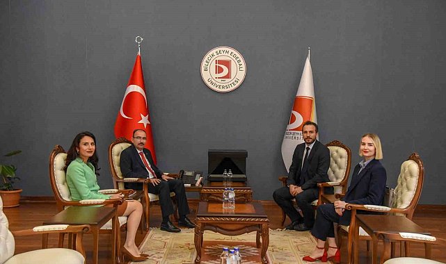 Dijital ve yapay zekanın önemine değindiler