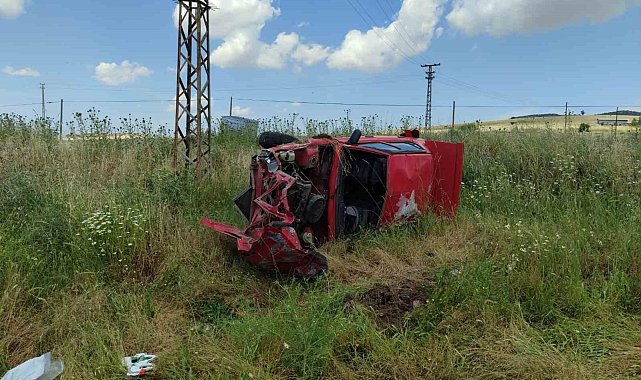 Diyarbakır'da feci kaza: 1 ölü, 2 ağır yaralı