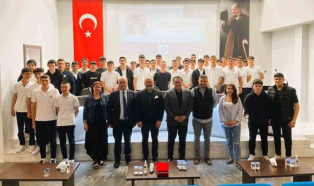 DOSTEK Koleji öğrencileri, Denizli OSB'nin başarılı isimleriyle buluşuyor
