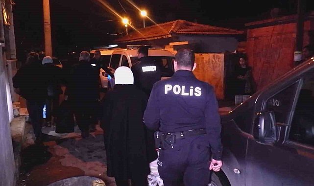 Düzensiz göçmenler tek tek toplandı