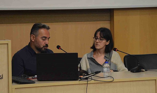 Edebiyat Fakültesi'nde "Kariyer Günleri Buluşması" semineri gerçekleştirildi