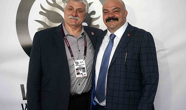 Efsane güreşçiler Mahmut Demir ile Baumgartner, 30 yıl sonra yeniden İstanbul'da buluştu