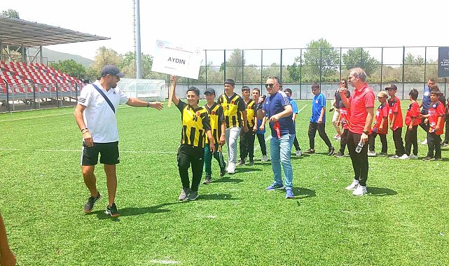 Ege Bölgesi Bocce Grup Müsabakaları seremoni töreni ile başladı