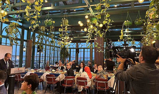 Ege Üniversitesi gastronomi ekibi Azerbaycan'da hünerlerini sergiledi