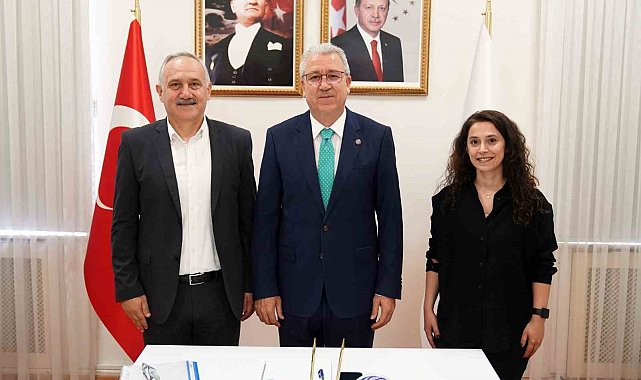 Egeli akademisyenler yeni bir bakteri türünü literatüre kazandırdı