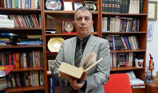 Eğilmez, hazırladığımız albümde : "Çocuk katili İsrail'in katliamları anlatıldı"