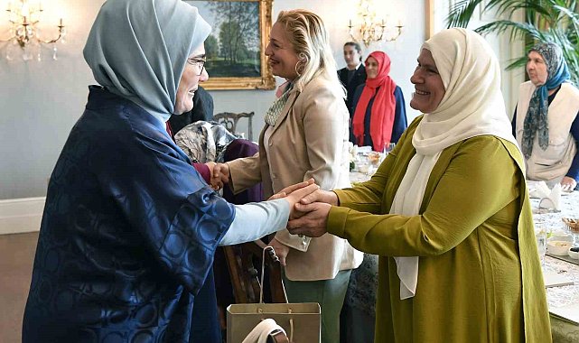 Emine Erdoğan, Anneler Günü vesilesiyle Devlet Konukevi'nde anneleri ağırladı: