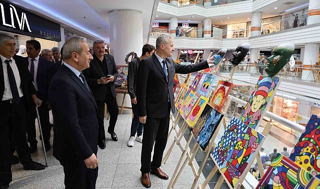 Engelliler Haftası çerçevesinde Karabük'te "Farklılığım Benim Gücüm!" sergisi açıldı