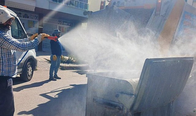 Ereğli Belediyesi'nden konteyner temizliği