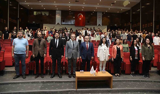 ERÜ'de 'ERÜSMÜS+ Kültür Buluşması' Düzenlendi