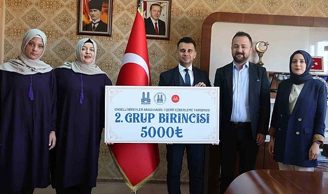 Erzurum'da 'Engelli bireyler arası Hadis-i Şerif ezberleme yarışması'