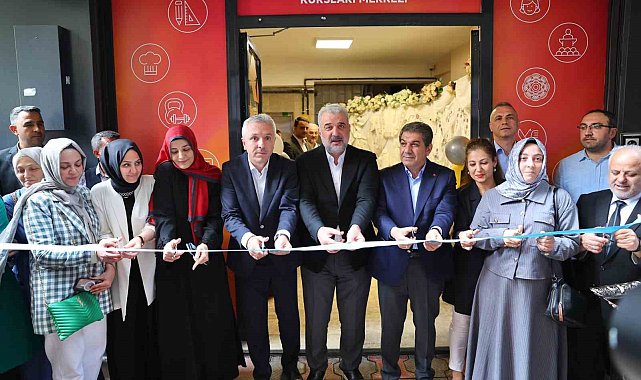 Esenlerli kadınlar 'Emek'lerini sergiledi