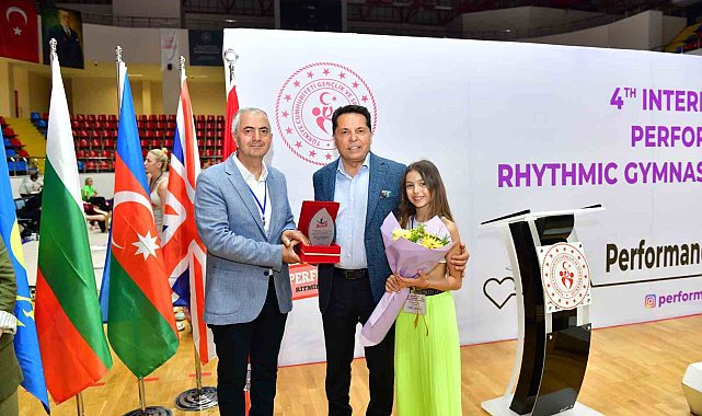 Esenyurt Belediye Başkanı Özer'den spora ve sporcuya tam destek