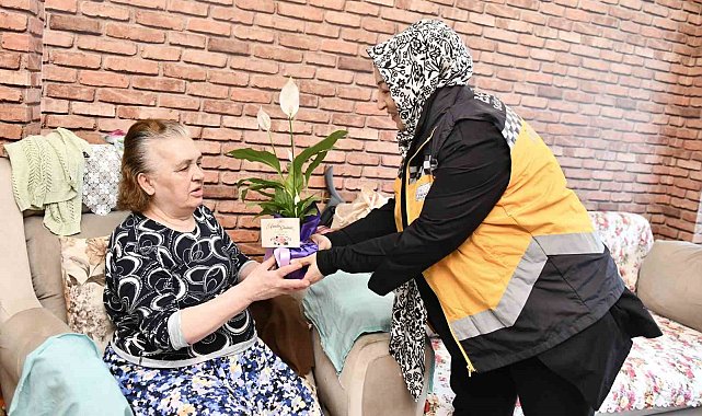 Esenyurt Belediyesi engelli anneleri unutmadı