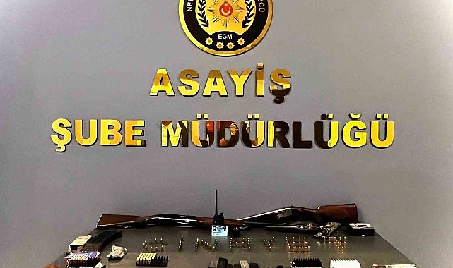 Evinden cephane çıktı