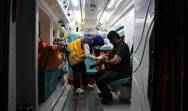 Fabrikadaki patlayan kazan deprem etkisi yaptı