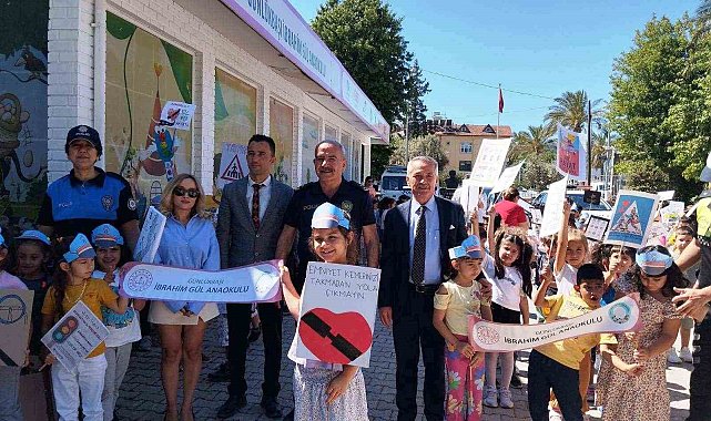 Fethiye'de anaokulu öğrencileri trafik kurallarını öğrendi