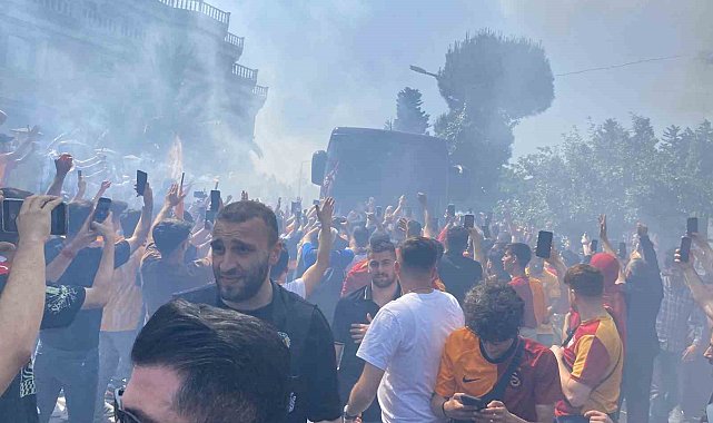 Galatasaray kafilesine Konya yolculuğu öncesi yoğun ilgi