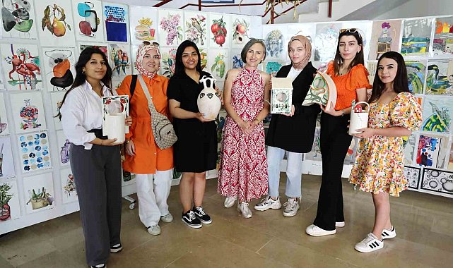 GAÜN öğrencilerinin el emeği eserleri sergilendi