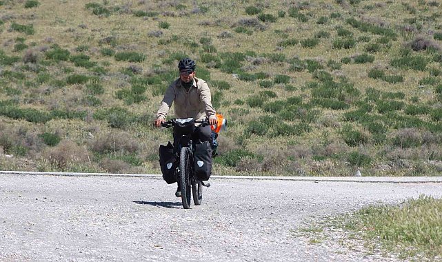 Gaziantep'ten bisikleti ile Türkiye turuna çıktı