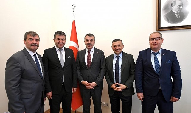 Gedizliler Milli Eğitim Bakanı Tekin'den destek istedi