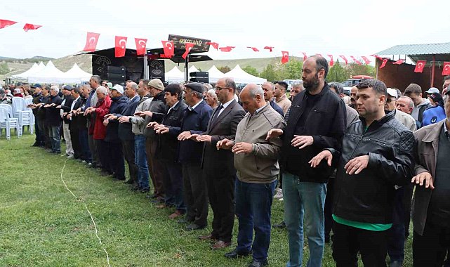 Gemiçli Yörüklerden Hıdırellez Şenliği ve şükür duası