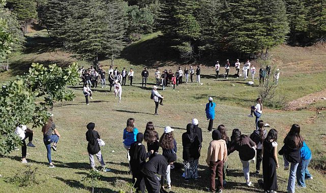 Genç ilçesinde doğa yürüyüşü etkinliği