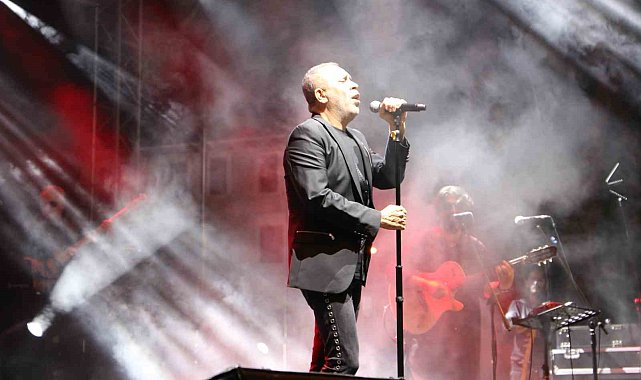 Giresunlular Haluk Levent ile unutulmaz bir gece yaşadı