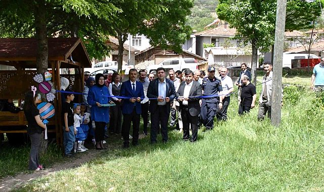 Göncek köyü anasınıfı öğrencilerinin el işi ürünleri doğayla içi içe sergilendi