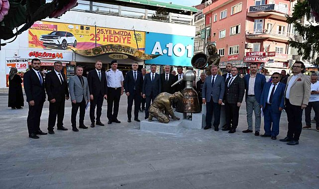 Gülhane Heykeli Kaymakkapı'da beğeniye sunuldu